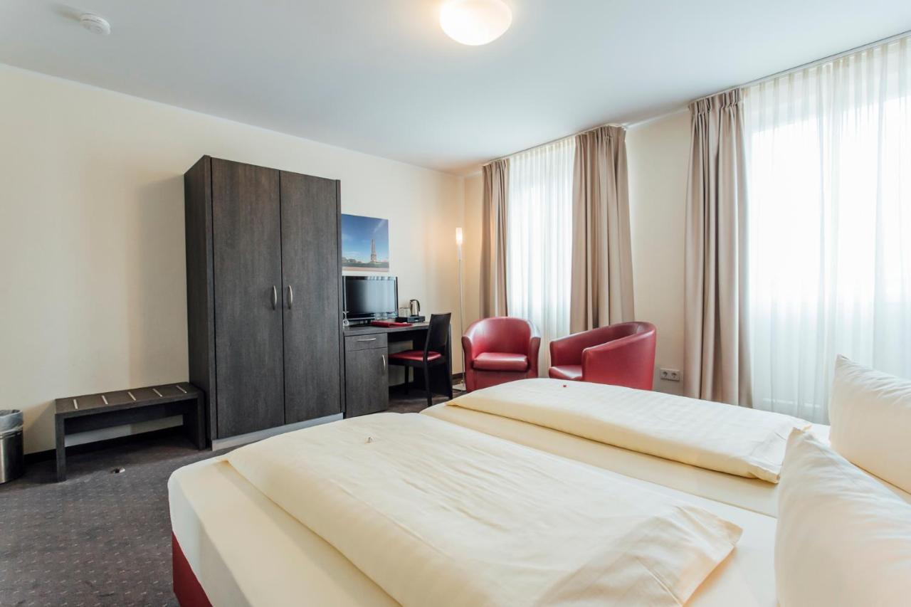 Bloemfontein Hotel 3*